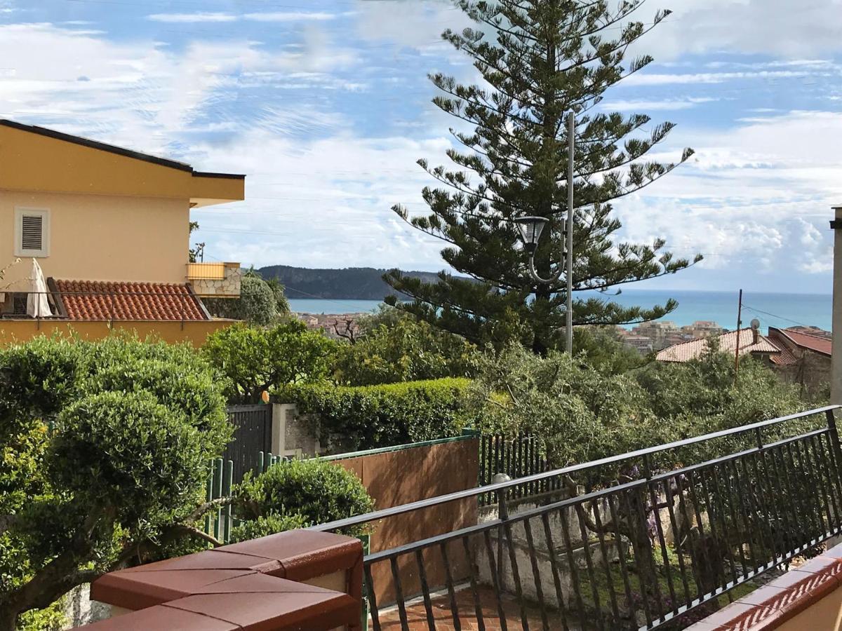 B&B Villa Degli Ulivi Прая а Маре Екстериор снимка